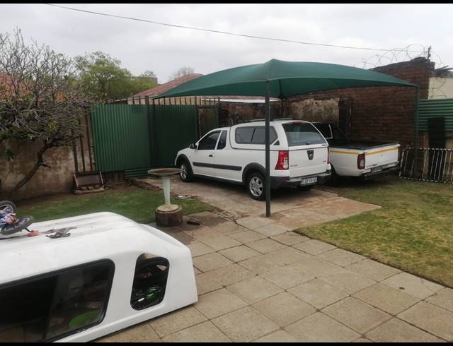 3 BEDROOM HOUSE FOR SALE IN BOKSBURG EAST